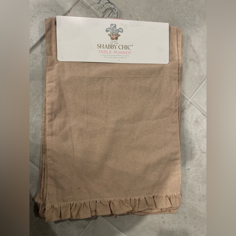 Shabby Chic Beige Table Runner